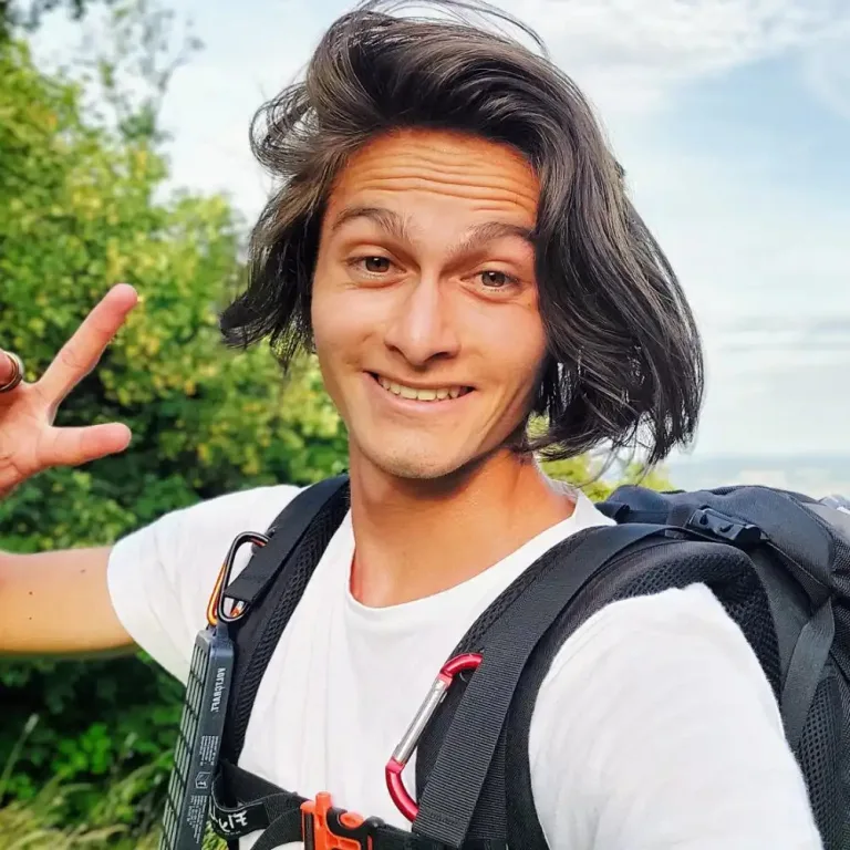Adrian Schneider, Filmmaker und Developer aus Winterthur